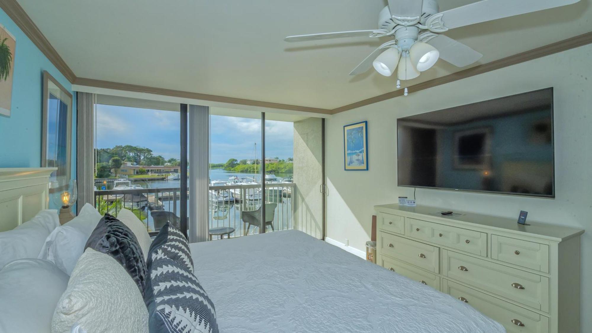 All-New Waterfront With Balcony,Pool,Tiki Bar,Gym サラソータ エクステリア 写真